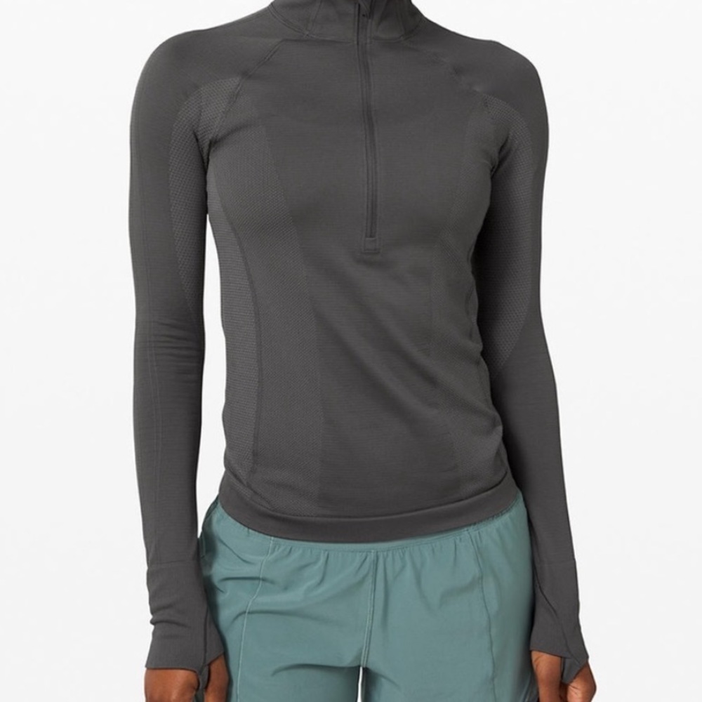 Lululemon For the Chill of It 1/2 Zip in Graphite Grey Size 4